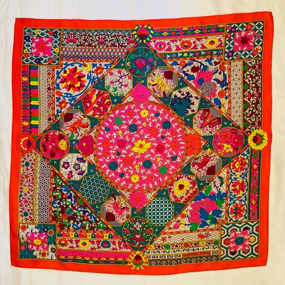 Hermes Collections Imperiales 90 Silk Scarf - Picture 4 of 13